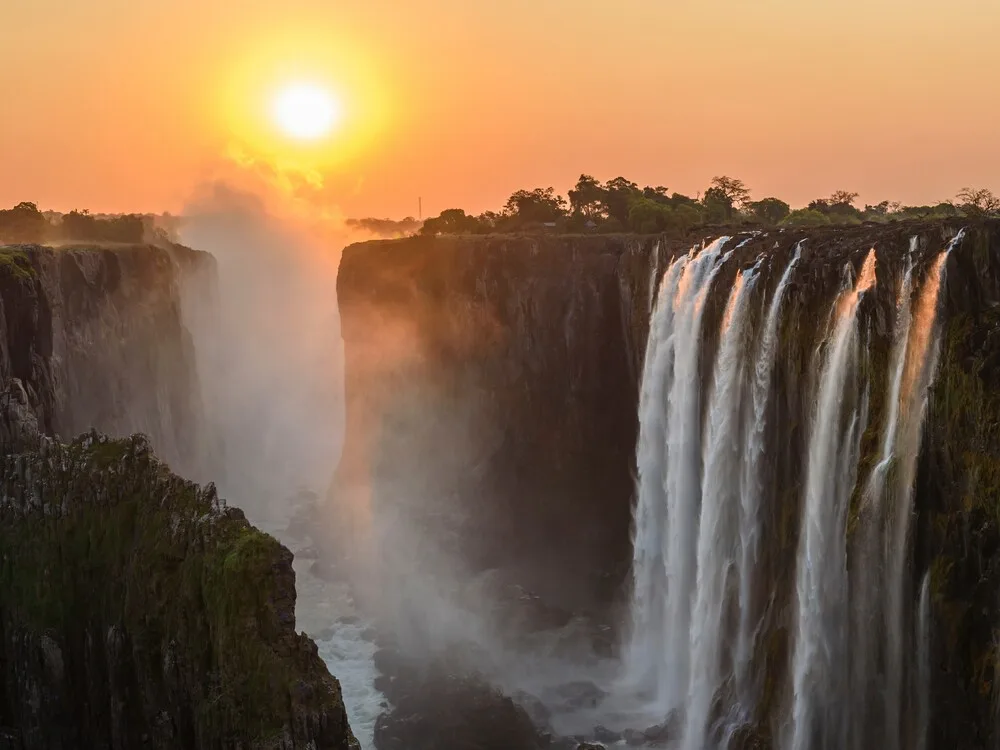The cascades and rising mist of Victoria Falls